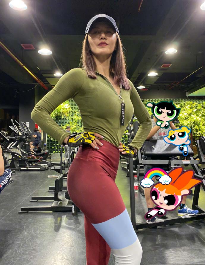 谭维维身材图片,谭维维紧身裤穿搭