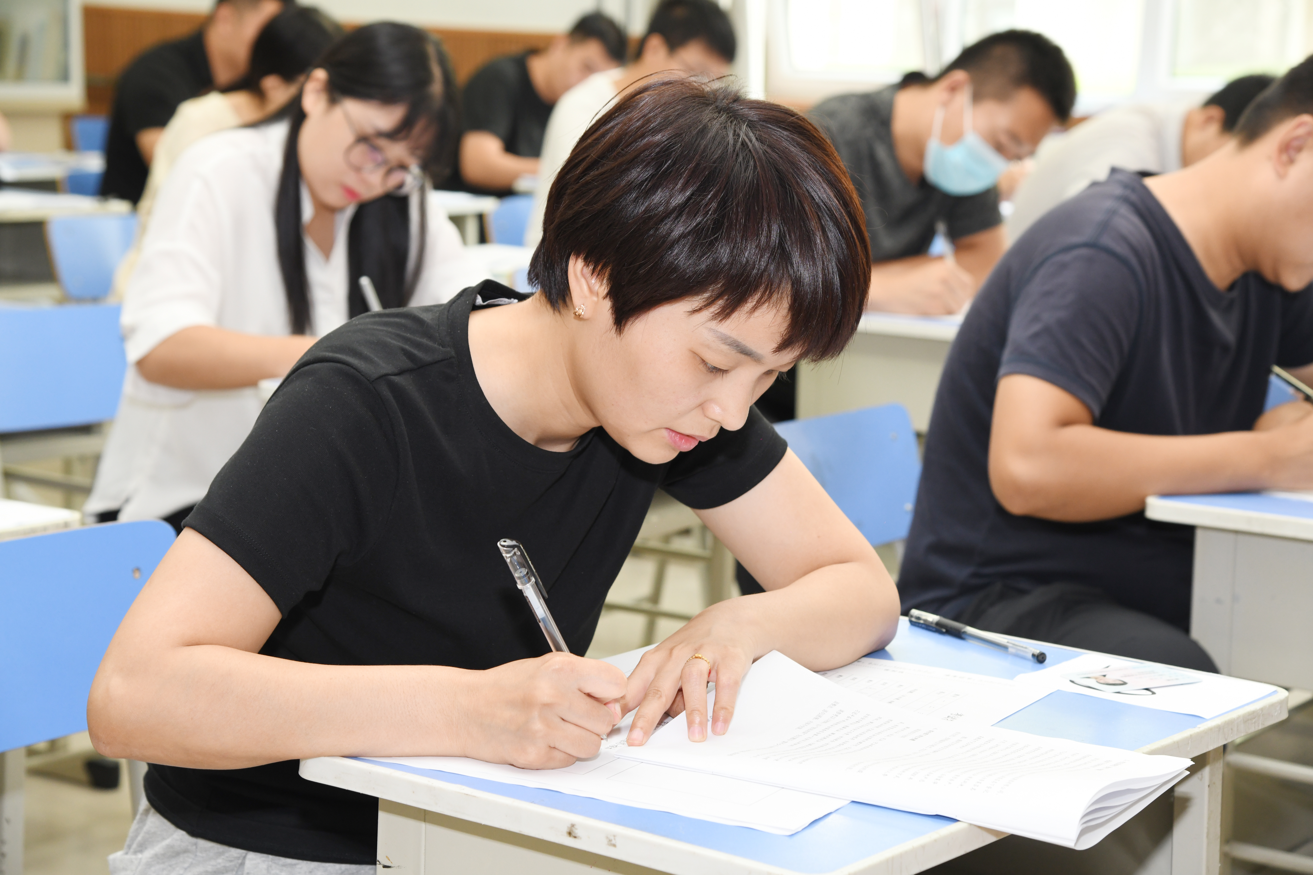 城固法院以考促学,法院干警以学促干