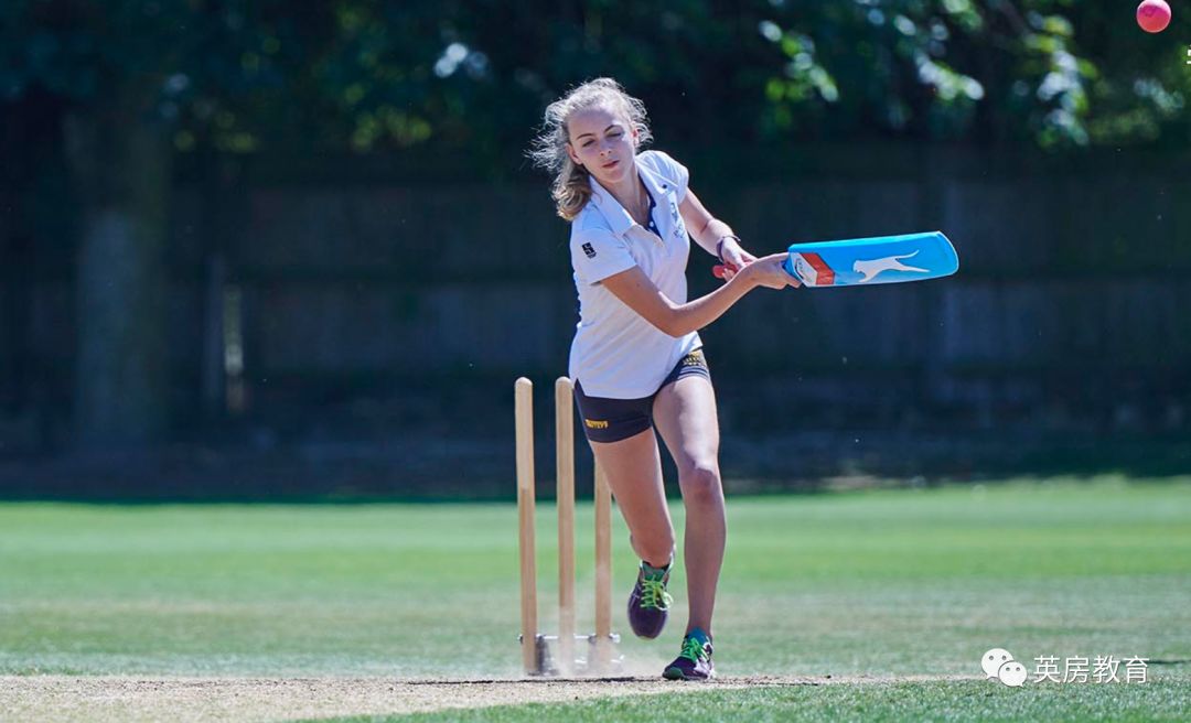 走进互联网之父:TimBernersLee的母校——英国Emanuelschool