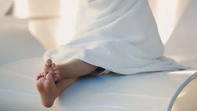 宝宝爱摸「下面」怎么办？是性早熟吗？家长一定不要这么做