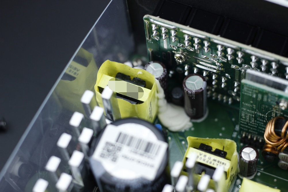 安钛克hcg750电源拆解,安钛克750w半模组电源测评