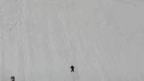 被囚34年取精，被迫亲手杀死爱子，最后只能挣扎着死去…