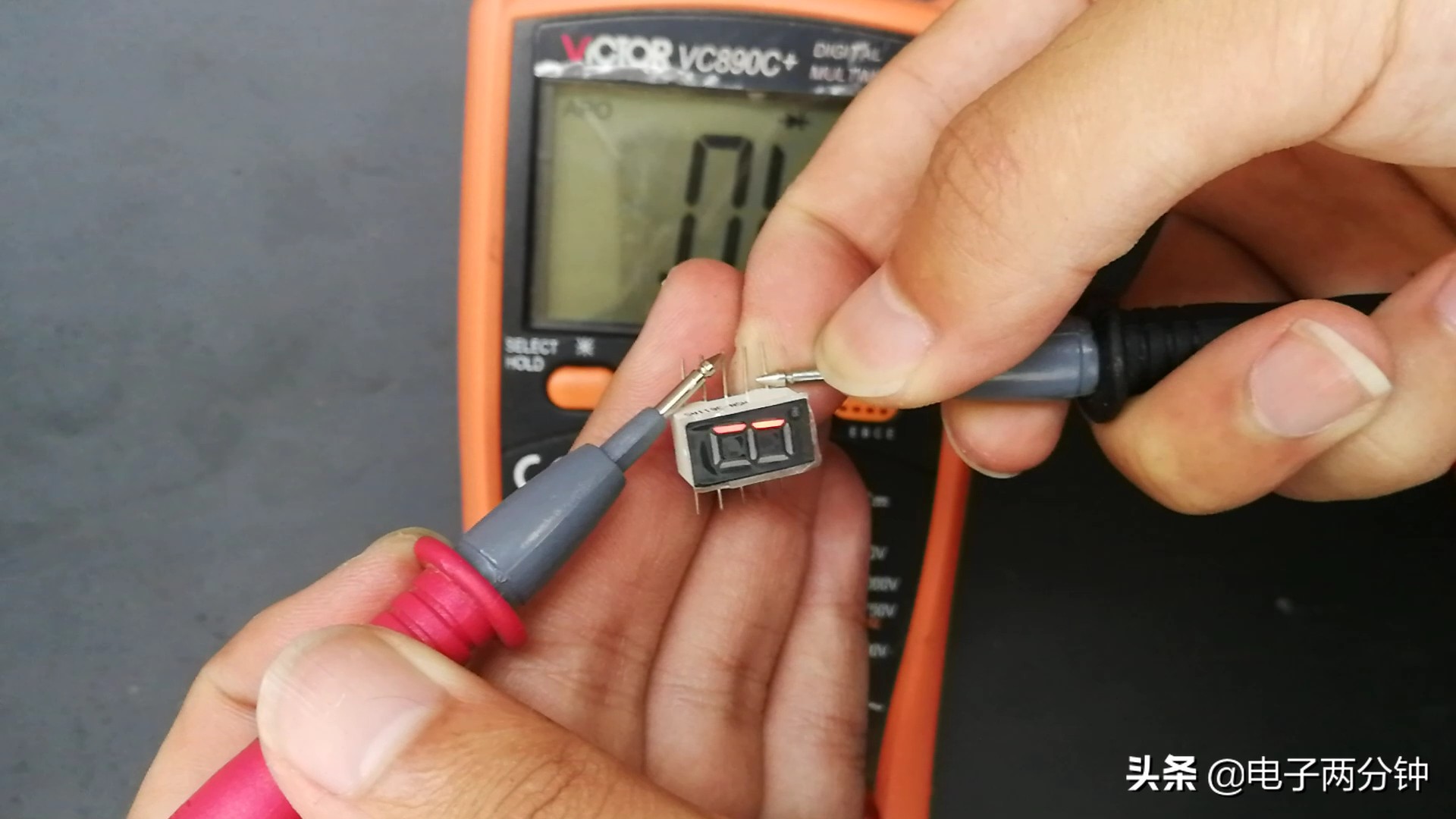 数码管内部构造是什么样的,怎么检测数码管好坏?