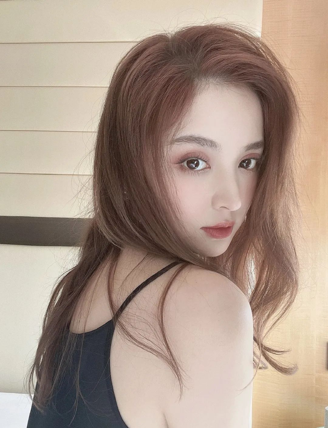 皮肤白不白无所谓,别再暗沉了可以吗?