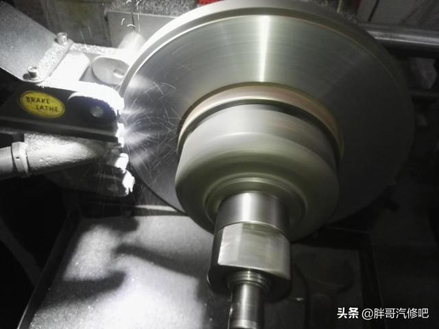 1万左右的二手车迈腾能买吗,胖哥买二手车