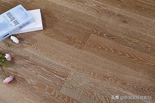 行家“鉴”好物丨资深工长王天松“考问”*达升**地板