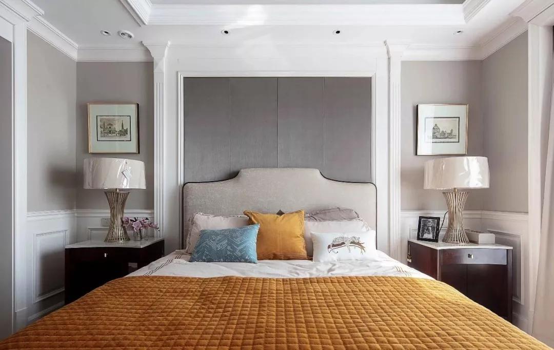 床头背景别刷大白墙,家里刮大白的半墙板床头效果图