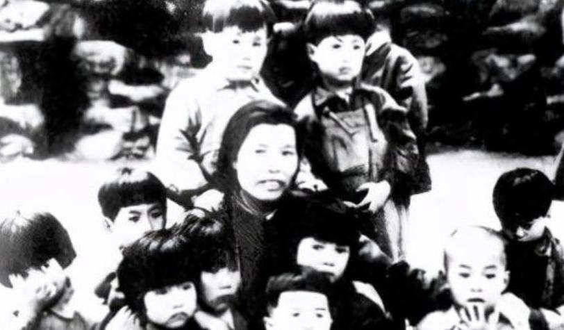 1986年*伯承刘**因病逝世，临终曾说：我是死也不瞑目，这是怎么回事