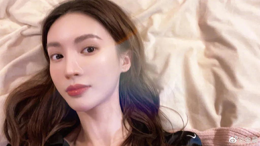 显白嘟嘟唇唇蜜,嘟嘟唇橘色唇蜜