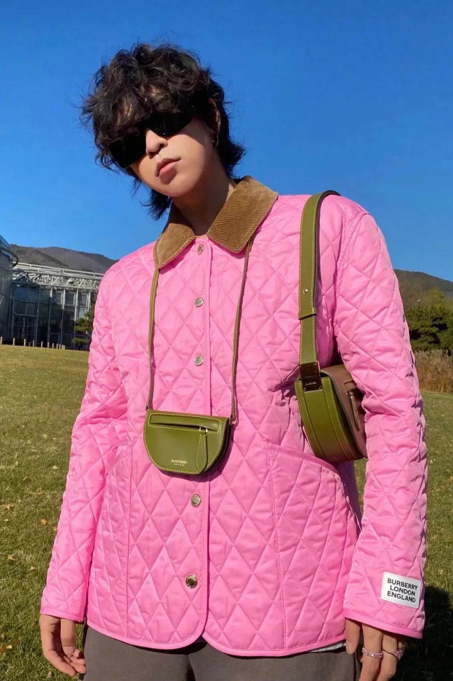 这件奶奶风的「绗缝棉袄」火了，看完我也很想买