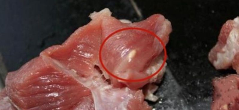 杀年猪吃的啥,杀年猪哪个部位肉最好吃