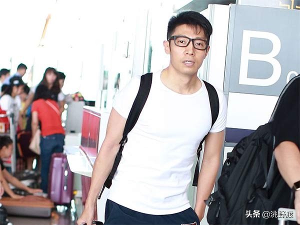 主持人大赛撒贝宁代替董卿开场,撒贝宁董卿主持人大赛撒贝宁金句