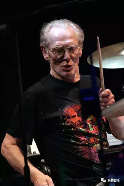 全球最伟大的50位鼓手 (最伟大的100位鼓手)