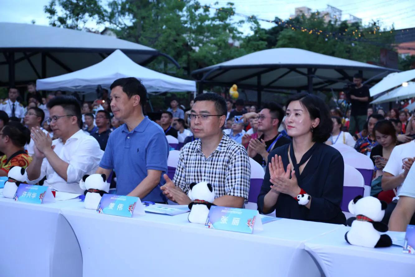 纳凉好过夏！“爱成都·迎大运”彭州2020夏日美食旅游生活节开幕