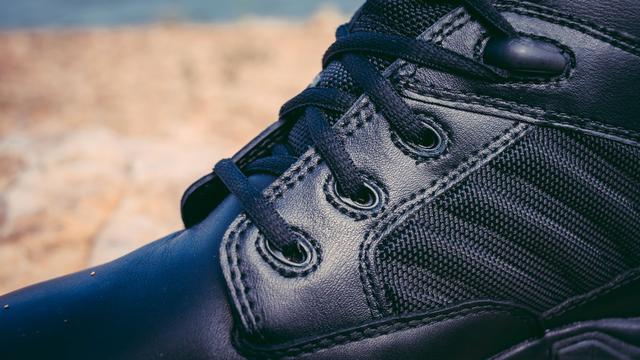 户外达人日常通勤穿的战术靴——体验BATESGX-4（E2266）战术靴