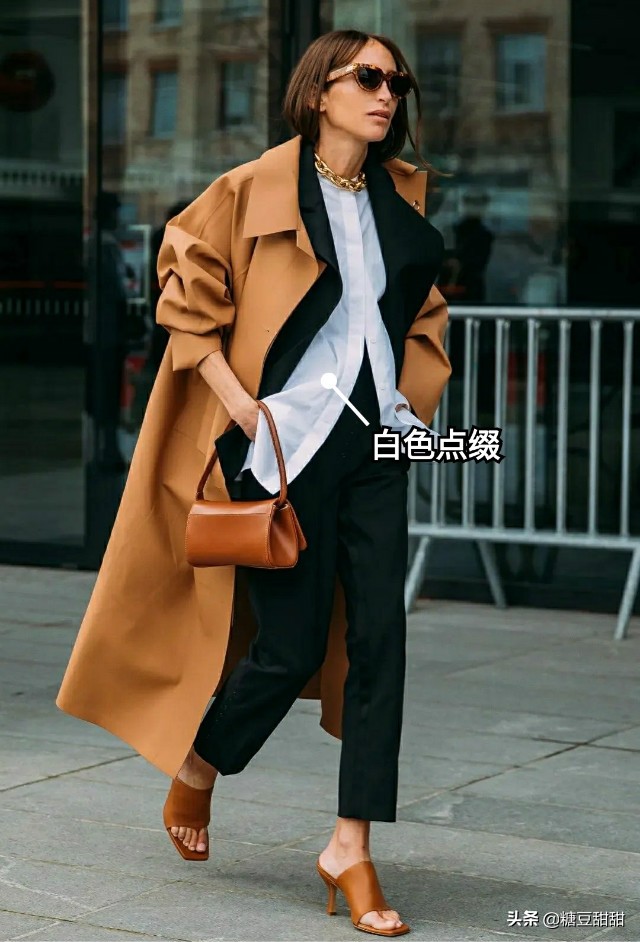 棕色风衣搭配什么裤子和内搭,棕色风衣怎么搭配好看冬天大码