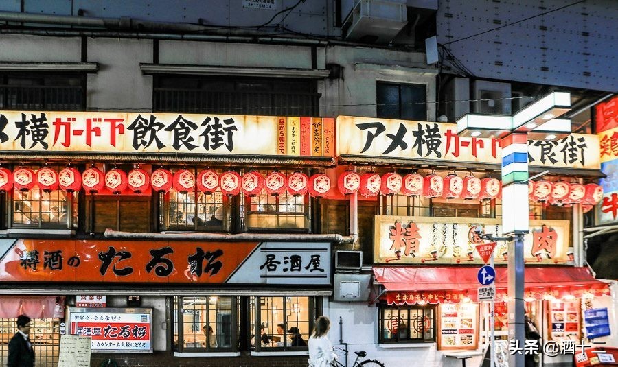 十九岁第一次喝酒,19岁第一次去酒吧要注意什么