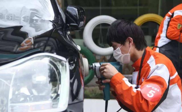 新车被撞了对方全责要去4s店修吗,车子放在4s店维修被第三方碰撞