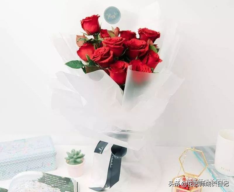 玫瑰花从1到99朵的花语是什么,1到19朵玫瑰花语是什么