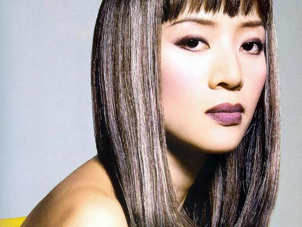 赵文卓梅艳芳扶灵,梅艳芳扶灵赵文卓