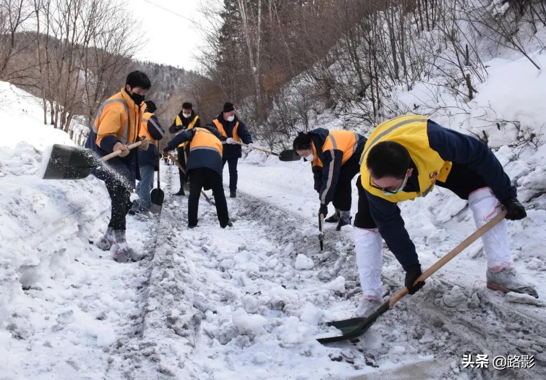 抗击疫情守护平安摄影征稿,战疫情保春运铁路警察在行动