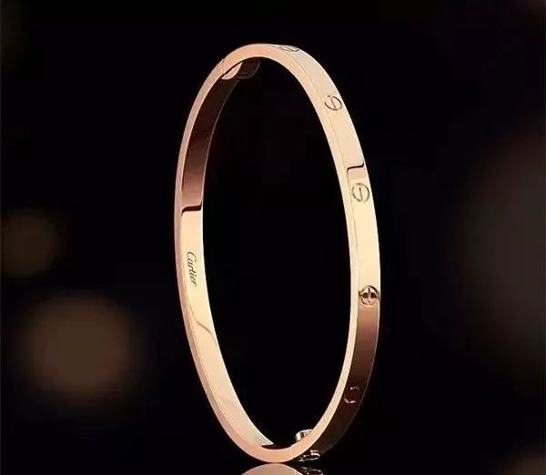 彩金戴久了会掉色么,彩金戴久了会掉颜色吗