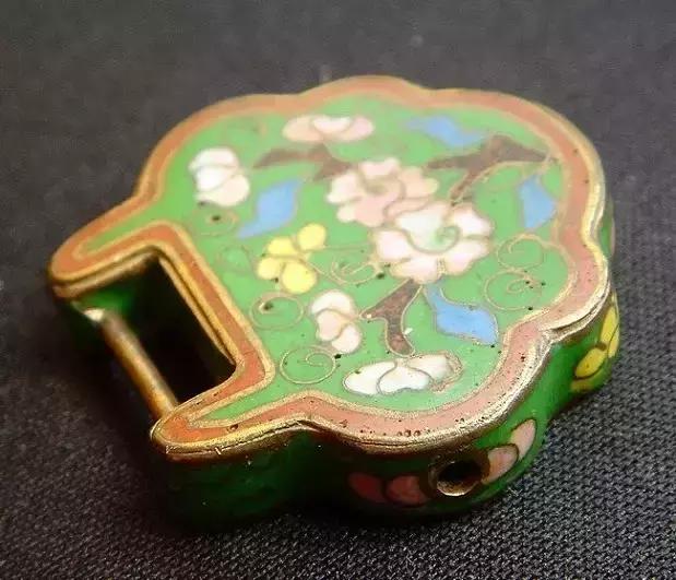 中国人的护身符,中国人专有的护身符