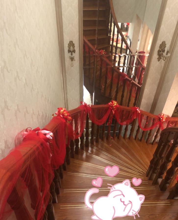 王思聪送酒神的劳斯莱斯是哪款,酒神王思聪婚礼送劳斯莱斯