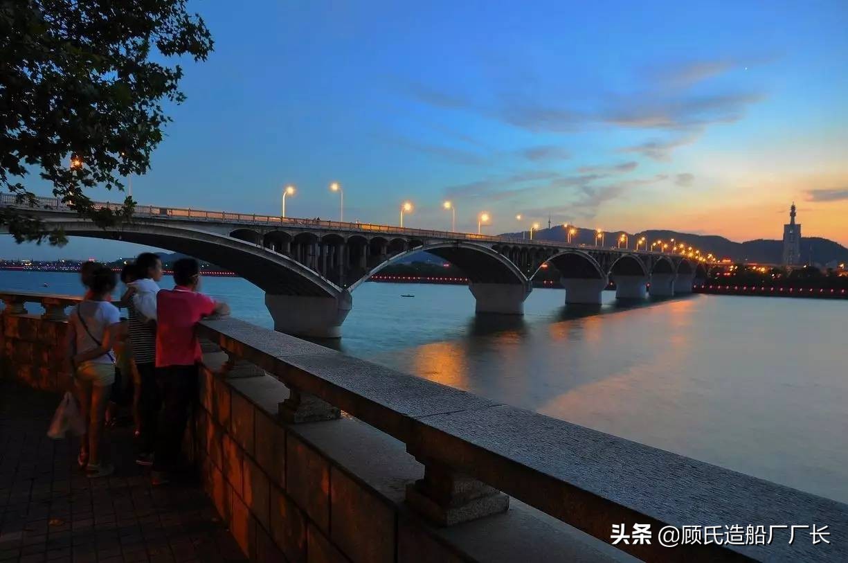 超速低飞，饮恨湘江，回顾远大空调公司直升机2000年长沙空难