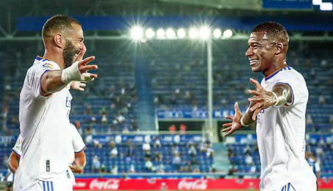 不服气!更衣室矛盾浮现,1.3亿鸡肋不满皇马签姆皇,安胖陷难题