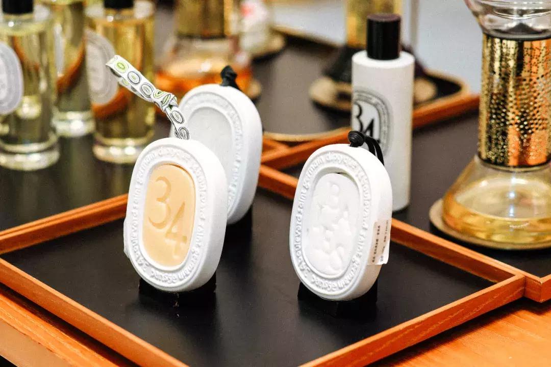 可以提升妆容质感的化妆品,提升妆感化妆产品