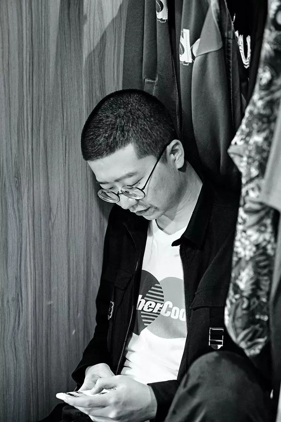 李诞说人间不值得下一句是什么,人间不值得但你值得李诞