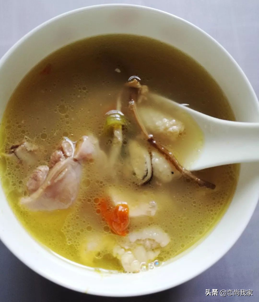 秋分后炖什么汤,秋分后还那么热熬什么汤好