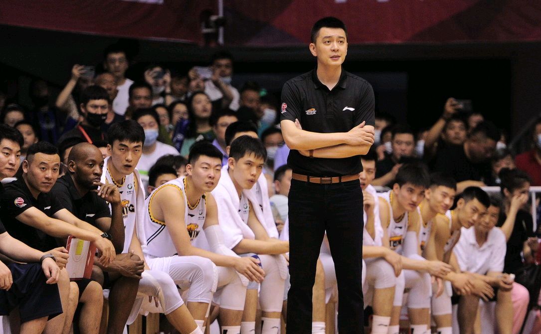 辽篮首次半决赛客场战胜新疆,辽篮半决赛第四次输给广东队