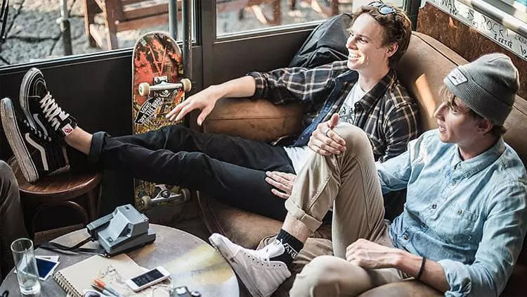 如何鉴定vans真假衣服,怎么能辨别vans鞋真假