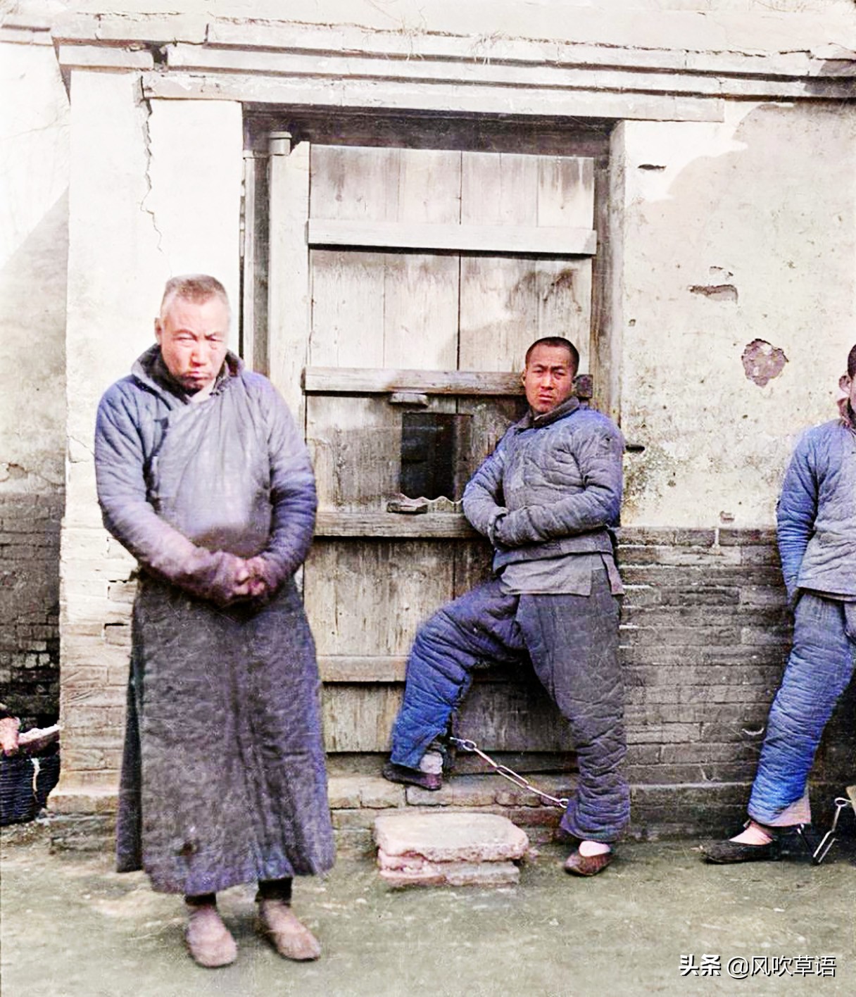 1919年的北京监狱，绞刑架阴森恐怖，囚犯并非面目狰狞