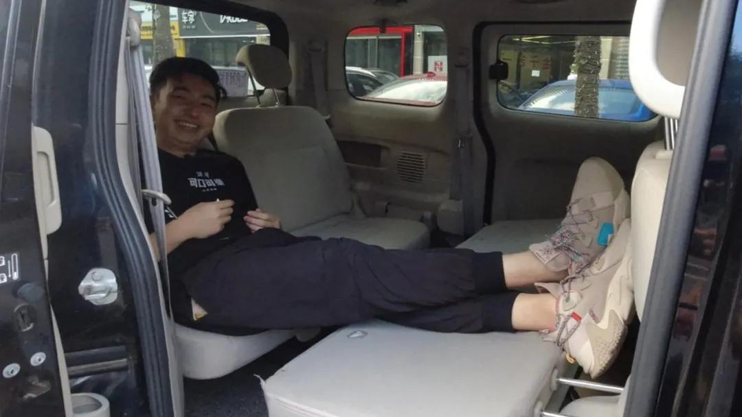 16款日产nv200二手价格成都,中山二手日产nv200七座商务车报价