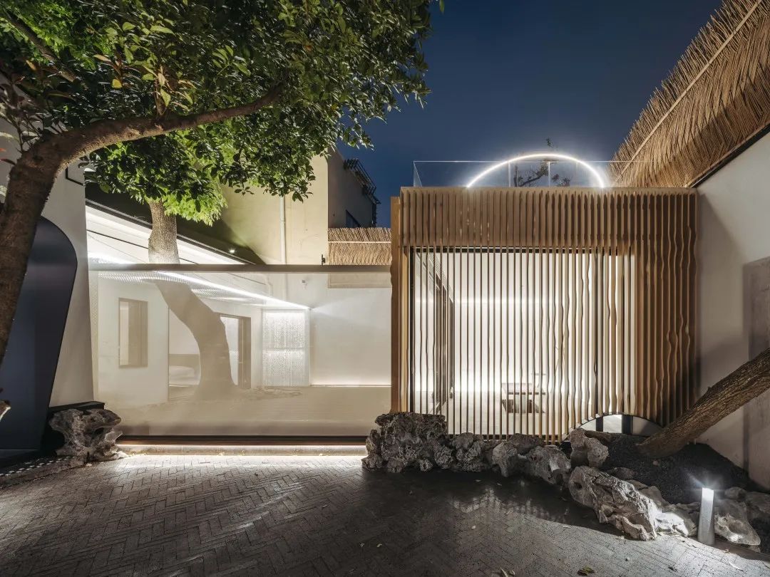 花6年时间建造木屋,花6年建造木屋