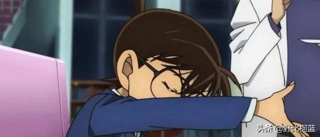 工藤新一害怕小兰的空手道,当柯南被发现是工藤新一的时刻