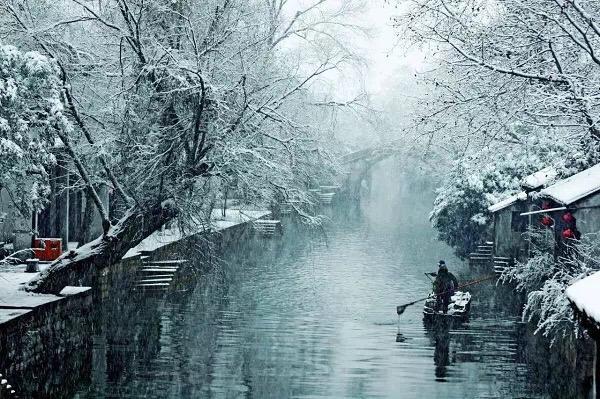 【每天一首元曲】元·关汉卿《大德歌·冬-雪纷纷》附朗读