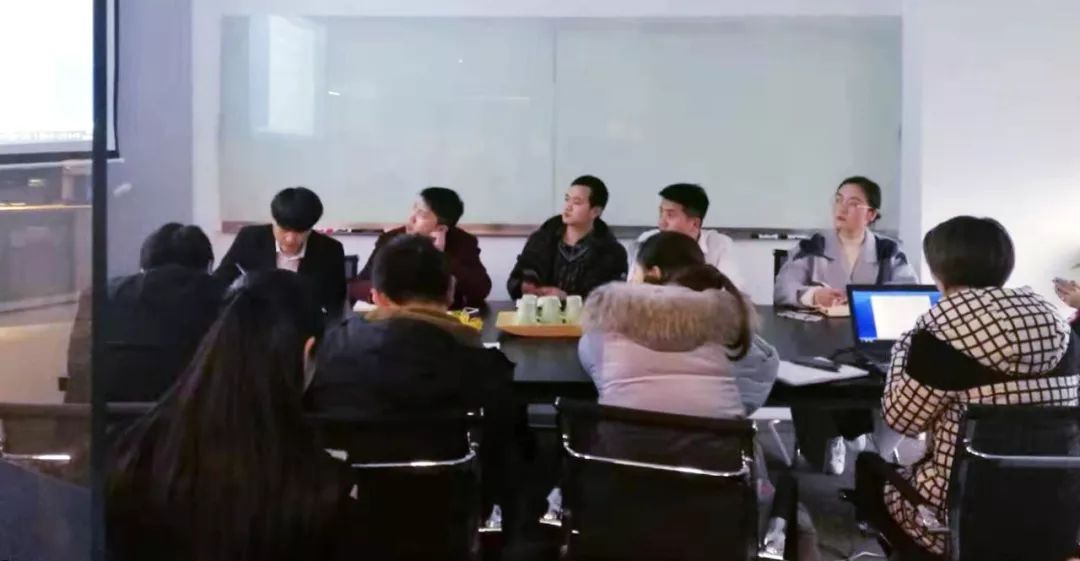 重庆老火锅现代经营模式,重庆火锅的盈利模式