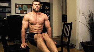 女生手臂太瘦了怎么办,女生手臂太粗怎么练细明显