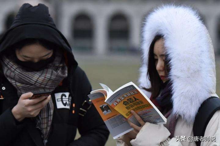 2020年考研政治结束，2021届考生懵了：该背肖四还是徐涛？