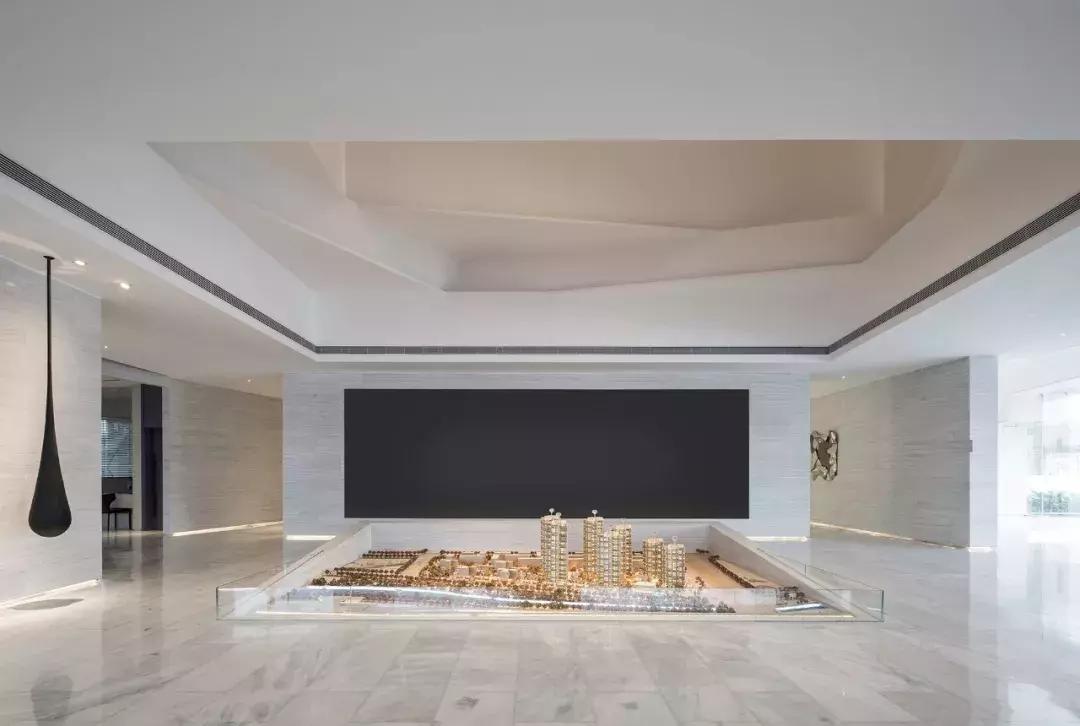 极简风高级感配色方案,高级灰意式极简沙发