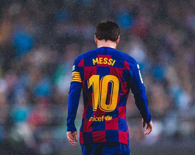 传控体系需不需要防守型后腰,传控打法很难看吗