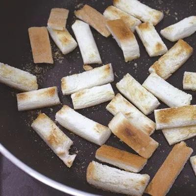 吐司放凉后变硬了怎么办,吐司变硬了怎么回软