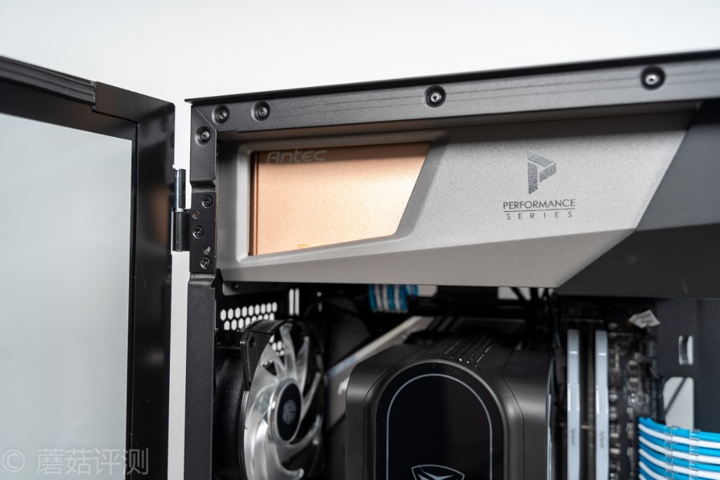 七彩虹1080ti相当于现在什么显卡,游戏显卡钉子户