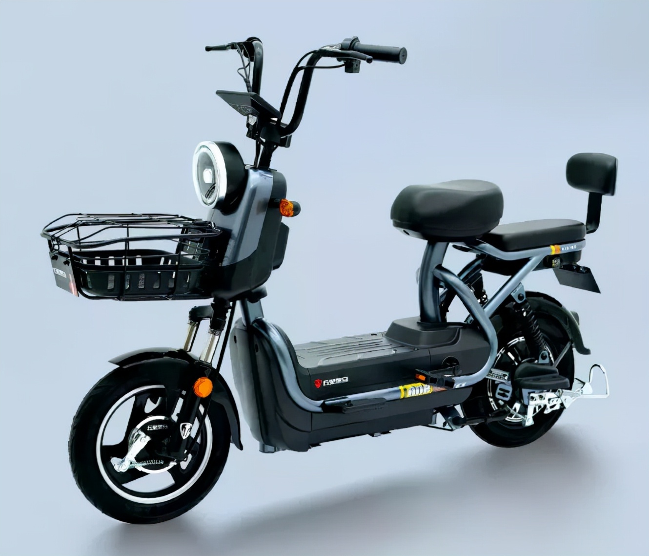 实惠好看的3轮电动车,最新款能上绿牌的电动车