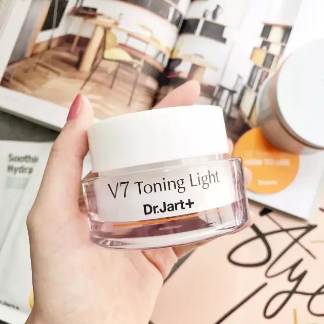 同样都是素颜谁的更好看,为什么男的说喜欢你素颜