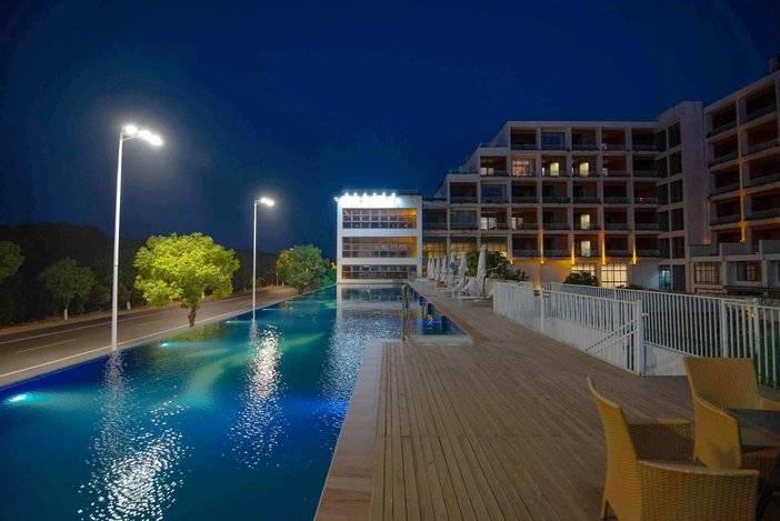 苏州太湖一顶级豪华度假酒店开业，奢享湖光月色，泡露天温泉